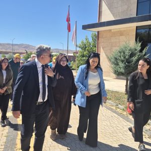 İl Müdürümüz Özgür Kırmızıtaş, Ulusal Otizm Konfederasyonu Genel Başkanı Fatma Kılcı Kavas ve Beraberindeki Heyeti Ağırladı - fotoğraf 6