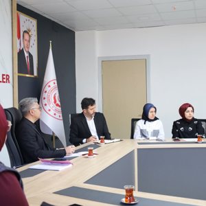 İl Müdürümüz Özgür Kırmızıtaş Başkanlığında Çocuk Hizmetleri Değerlendirme Toplantısı Gerçekleştirildi - fotoğraf 2