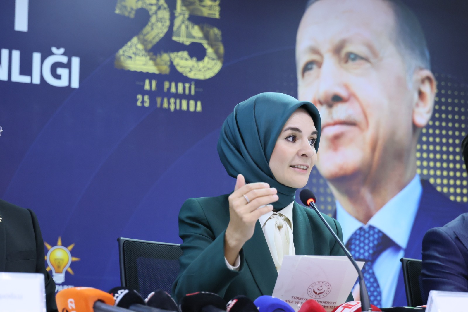 Bakanımız Mahinur Özdemir Göktaş, Denizli'de konuştu: