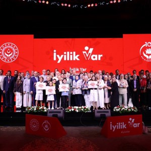 İyilik Var: Türkiye Gönüllülük Programı” Dijital Dünyada Hizmete Açıldı - fotoğraf 1