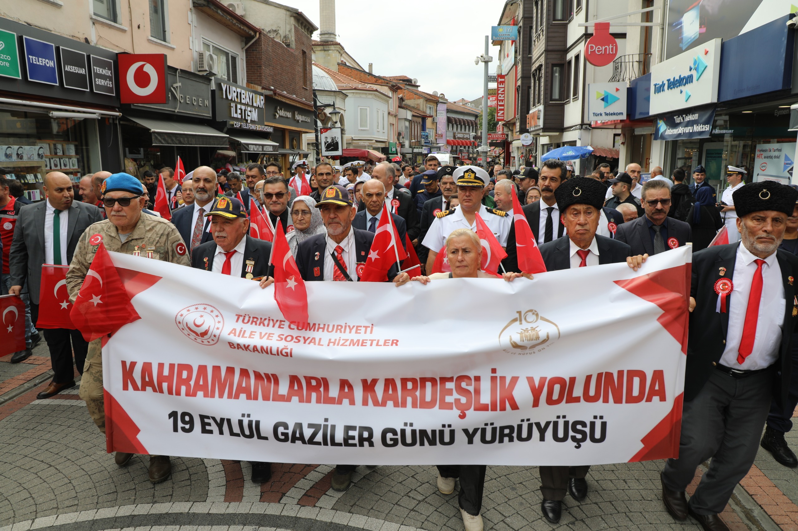 Minnettarız! 19 Eylül Gaziler Günü Kutlu Olsun - fotoğraf 7