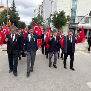 Gaziler Günü “Kahramanlarla Kardeşlik Yolunda” Yürüyüşü ile Anıldı - fotoğraf 10