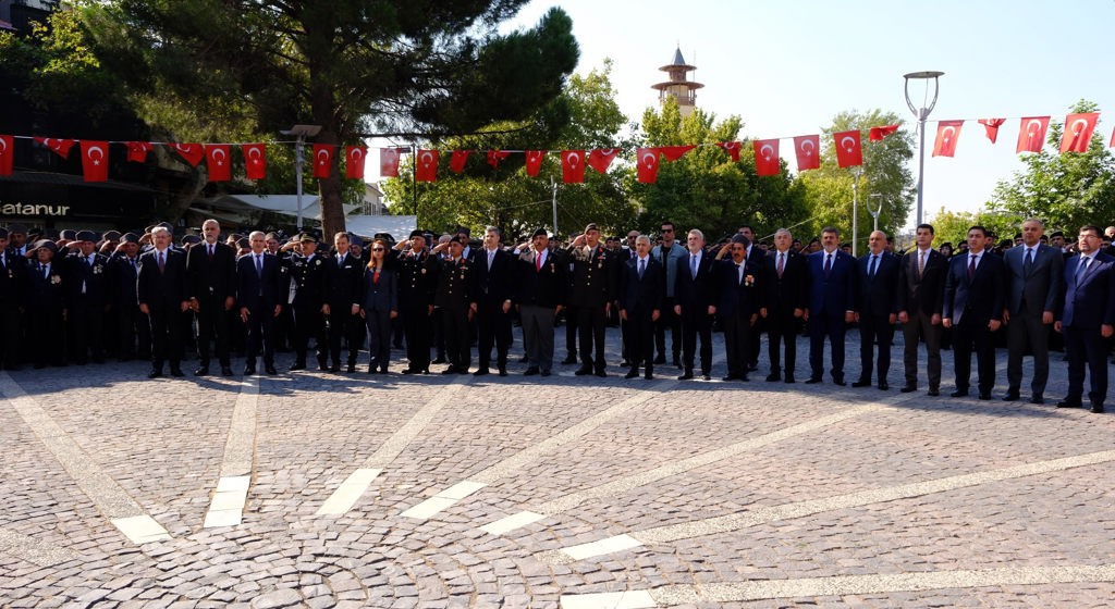 Kahramanmaraş’ta 19 Eylül Gaziler Günü Dolayısıyla Çelenk Sunma Töreni Düzenlendi