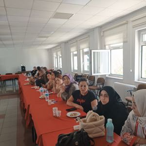 Çocukla İlişkiyi Oyunla Güçlendirme Projesiyle Bakım Personelinin Yetkinlikleri Güçlendiriliyor - fotoğraf 6