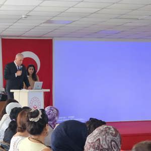 Çocukla İlişkiyi Oyunla Güçlendirme Projesiyle Bakım Personelinin Yetkinlikleri Güçlendiriliyor - fotoğraf 8