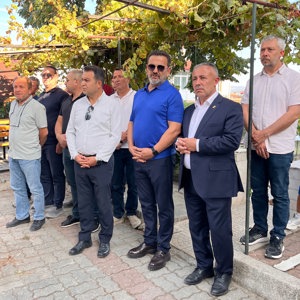 KIBRIS GAZİMİZ ALİ ARI’YI SON YOLCULUĞUNA UĞURLADIK - fotoğraf 3