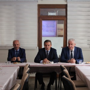İlgili Sivil Toplum Kuruluşları İle Roman Vatandaşlara Yönelik Çalışmalar Değerlendirildi - fotoğraf 2