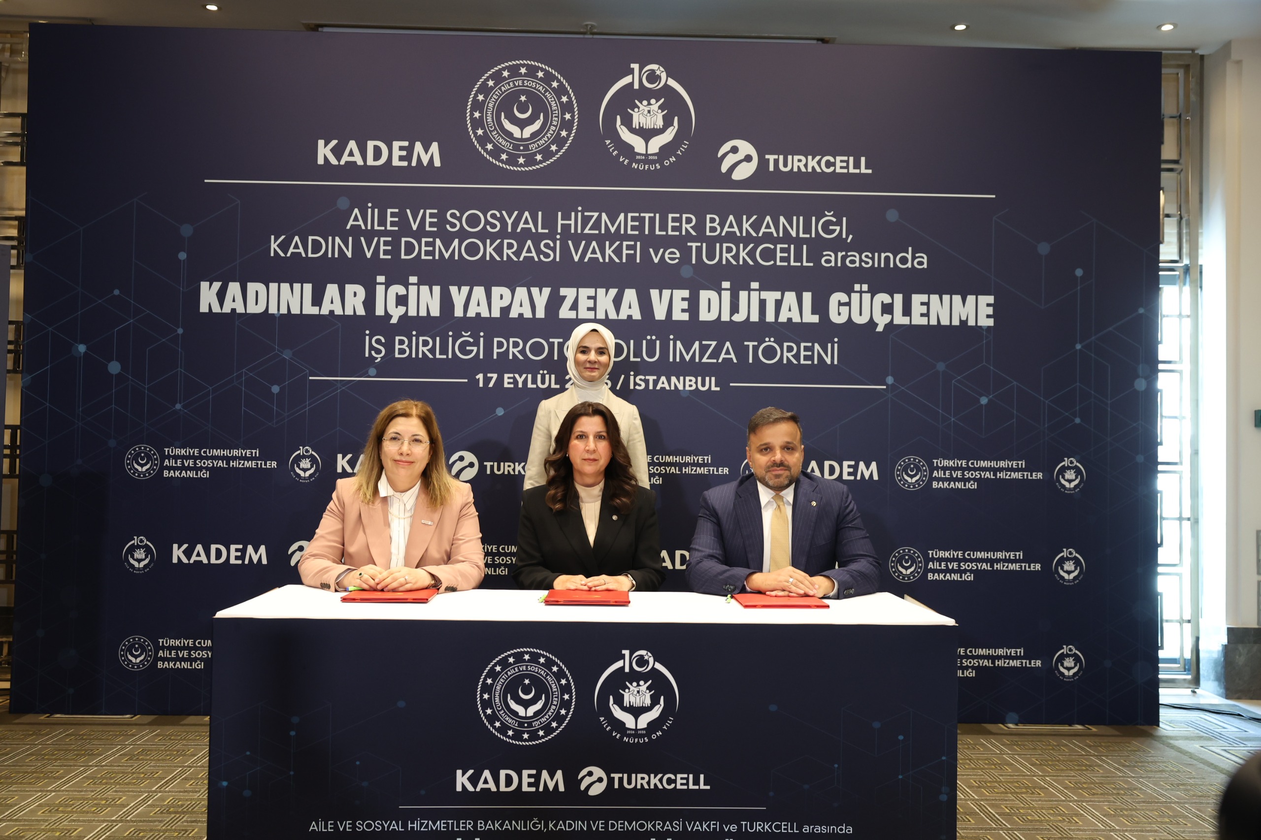 "Kadınlar İçin Yapay Zeka ve Dijital Güçlenme İşbirliği Protokolü" imza töreni düzenlendi