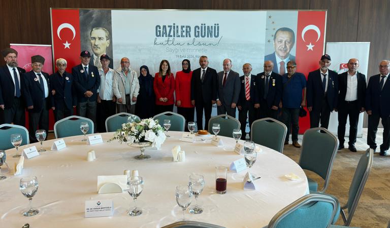 19 Eylül Gaziler Günü’nde Gazilerimiz ve Şehit Ailelerimizle Bir Araya Gelindi