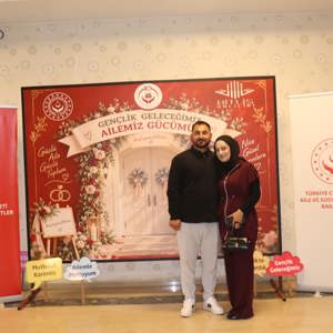 Aile Buluşmalarında Genç Çiftlerimizle Bir Araya Geldik - fotoğraf 11