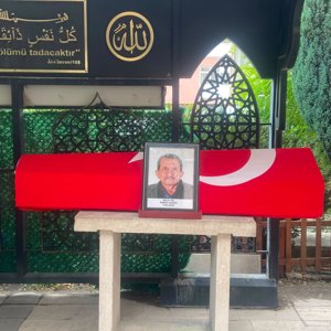 Kıbrıs Gazimiz Halil Çil Son Yolculuğuna Uğurlandı - fotoğraf 1