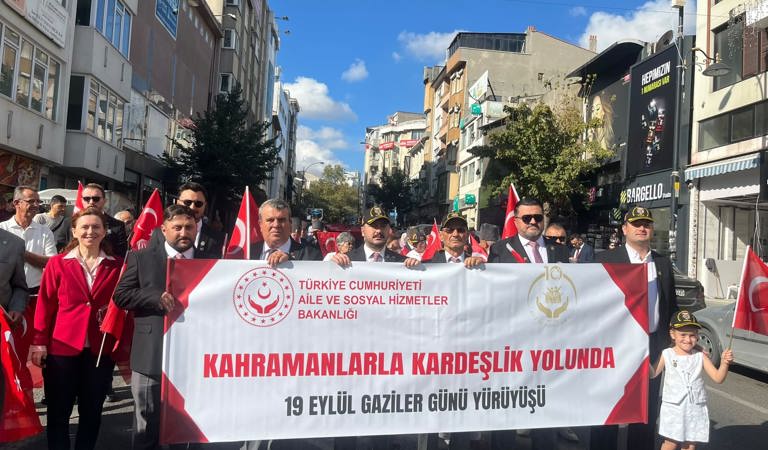 19 Eylül Gaziler Günü Kapsamında Gaziler Günü Yürüyüşü Düzenlendi