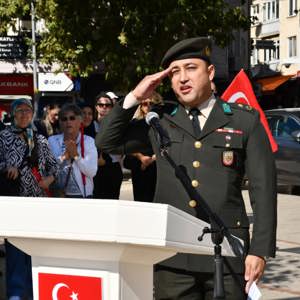 19 Eylül Gaziler Günü Kapsamında Gaziler Günü Yürüyüşü Düzenlendi - fotoğraf 5