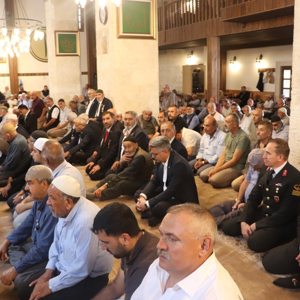 19 Eylül Gaziler Günü Dolayısıyla Meydan Camii’nde Mevlit Programı Düzenlendi - fotoğraf 2