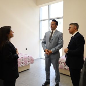 Vali Yardımcımız Ahmet Yeşilyurt, İl Müdürümüz Özgür Kırmızıtaş ve Ulusal Otizm Eylem Planı Komisyonu Üyeleri Hamidiye Gündüz Bakım, Rehabilitasyon ve Aile Danışma Merkezi Müdürlüğümüzü Ziyaret Etti - fotoğraf 6