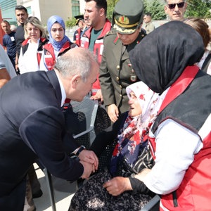 Şehit Hemşehrimiz Tank Uzman Çavuş Coşkun SEVİM’in Naaşı Havalimanında Karşılandı - fotoğraf 6