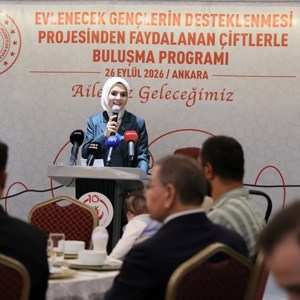 Bakanımız Göktaş, Evlenecek Gençlerin Desteklenmesi Projesi'nden yararlanan çiftlerle buluştu - fotoğraf 2