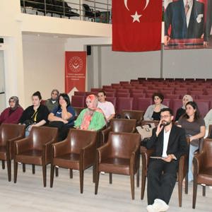 Çocuk ve Ergenlerle Etkili İletişim ve Sınır Koyma Eğitimi Gerçekleştirildi - fotoğraf 5