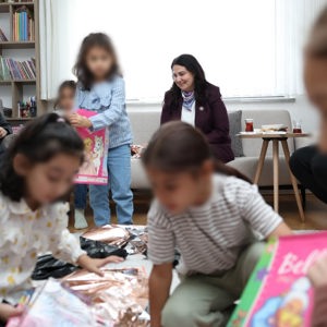 Elif Makas Hanımefendi, Çocuklarımızın Yaşadığı Evi Ziyaret Etti. - fotoğraf 2