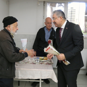 1 Ekim Dünya Yaşlılar Günü’nde Safiye Gönül Bayar Huzurevi Sakinlerimizle Kahvaltı Programı Gerçekleşti. - fotoğraf 1
