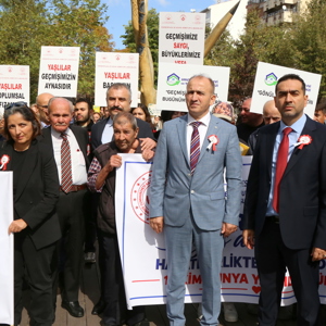 1 Ekim Dünya Yaşlılar Günü Kapsamında İlimizde “Farkındalık Yürüyüşü” Gerçekleştirildi - fotoğraf 14