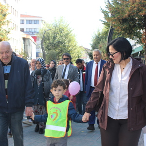 1 Ekim Dünya Yaşlılar Günü | Farkındalık Yürüyüşü - fotoğraf 1