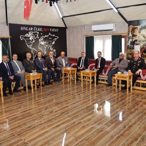 19 Eylül Gaziler Günü kapsamında Şanlıurfa Şehit Yakınları ve Gaziler Derneği ziyaret ettik. - fotoğraf 2