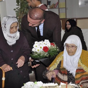 1 Ekim Dünya Yaşlılar Günü Kutlandı - fotoğraf 1