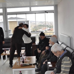  Sorgun Huzurevi Yaşlı Bakım ve Rehabilitasyon Merkezi sakinlerimizle 1 Ekim Dünya Yaşlılar Günü Kutlandı. - fotoğraf 5