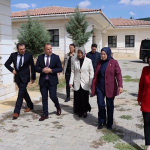 Bakan Yardımcımız Sayın Leman YENİGÜN ile Birlikte Miniklerimizle Buluştuk… - fotoğraf 3