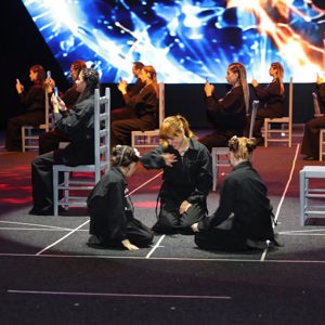  Bakanlığımızın Katkılarıyla TEKNOFEST’te “İlk Işıktan Geleceğe” Tiyatro Oyunu Sahnelendi - fotoğraf 7