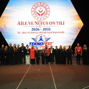  Bakanlığımızın Katkılarıyla TEKNOFEST’te “İlk Işıktan Geleceğe” Tiyatro Oyunu Sahnelendi - fotoğraf 1