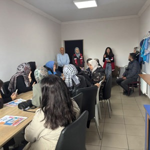 Otizmli Çocukların Ailelerine Afet Farkındalığı ve Bakanlık Hizmetleri Hakkında Bilgilendirme Yapıldı. - fotoğraf 2
