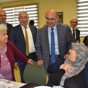 Her Yaş Bir Değer, Her Büyüğümüz Bir Emanet - fotoğraf 7