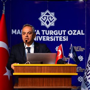 Tazelenme Üniversitesi Akademik Yıl Açılış Programı  - fotoğraf 1