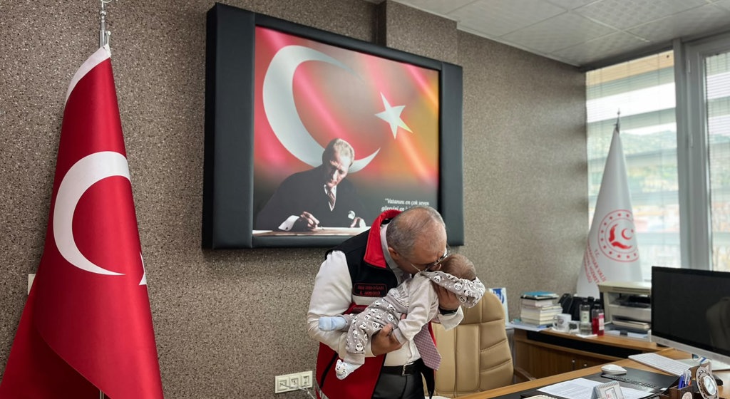 Haydi AFYONKARAHİSAR Koruyucu Aile Olalım!