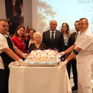 1 Ekim Dünya Yaşlılar Günü Huzurevlerinde Etkinliklerle Kutlandı - fotoğraf 1