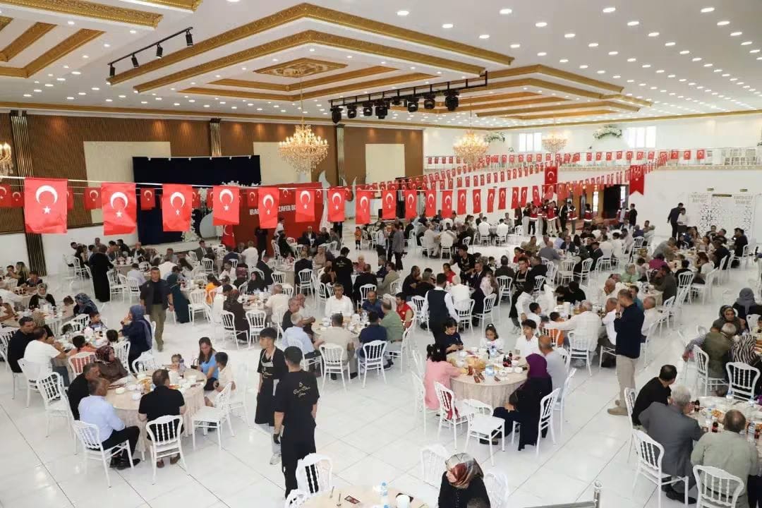 Şehit Aileleri ve Gazilerimizle Gönül Sofrası Programı Düzenlendi