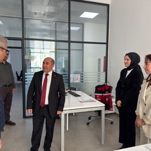 İl Müdürümüz Galip Sökmen, Kumluca Sosyal Hizmet Merkezi Müdürlüğümüzü Ziyaret Etti - fotoğraf 3