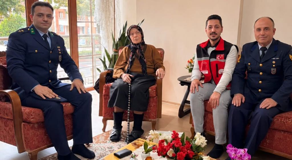 Şehit Annemiz Güler Mayadağlı Ziyaret Edildi