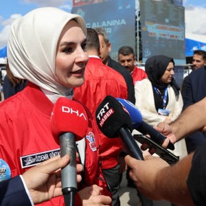  Bakanımız Sayın Mahinur Özdemir GÖKTAŞ, TEKNOFEST Güneydoğu’da Bakanlığımızın Stantlarını Ziyaret Etti - fotoğraf 11