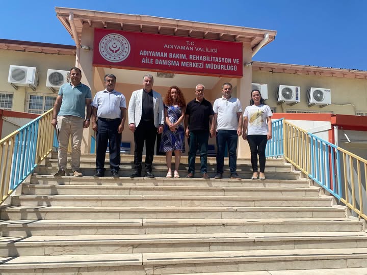 İl Müdürümüz Sayın Mesut Polat’tan Bakım, Rehabilitasyon ve Aile Danışma Merkezi Müdürlüğüne Ziyaret