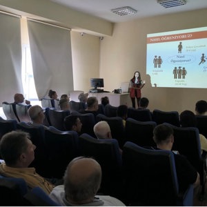 İl Müdürlüğümüze bağlı Şiddet Önleme ve İzleme Merkezi Müdürlüğünce denetimli serbestlik altında bulunan hükümlülere yönelik Kadına Yönelik Şiddetle Mücadele kapsamında bilgilendirici seminer düzenlendi. - fotoğraf 1
