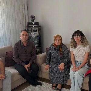İl Müdürümüz Harun TOHUMCU, 1995  yılında Bilecik’te görev yaptığı sırada şehit olan Ahmet BiNGÖL’ün kıymetli ailesini Mevlid Kandili nedeniyle ziyaret etti. - fotoğraf 1