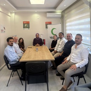 Edirne Şiddet Önleme ve İzleme Merkezi Müdürlüğünce Yesilay Şubesinde Kadına Yönelik Şiddetle Mücadele kapsamında eğitim semineri ve toplantı düzenlenerek ortak çalışmalar hakkında görüşme sağlandı. - fotoğraf 1