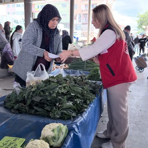 İl Müdürlüğümüze Bağlı GÖLHİSAR SOSYAL HİZMET MERKEZİ Müdürlüğümüz Tarafından ÇAVDIR İlçesi Pazartesi  Pazarı’nda Vatandaşlarımızla Bir Araya Gelinerek Bilgilendirme Faaliyeti Gerçekleştirildi - fotoğraf 10