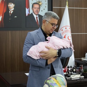 Bir Çocuğumuz Daha Koruyucu Ailesine Kavuştu - fotoğraf 1