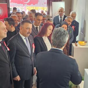 Gaziler Gününün 105. Yıl Dönümü Anısına 'Sanata Teşvik ve Sanatla Yaşam' Sergisi - fotoğraf 6