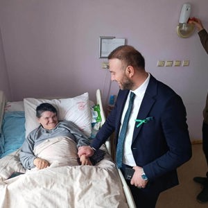 İl Müdürümüz Alper Alp,kuruluşlarımızda hizmet alan serebral palsili özel bireyleri ziyaret etti. - fotoğraf 1