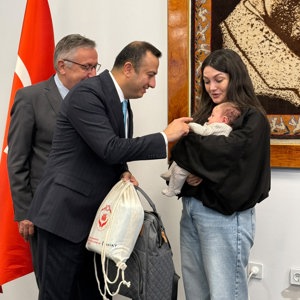 Isparta Aile ve Sosyal Hizmetler İl Müdürlüğümüz ile Mehir Aile Platformu Isparta İl Temsilciliği iş birliğinde, Evlenecek Gençlerin Desteklenmesi Projesi kapsamında bebek sahibi ailelerimizle kahvaltı programında bir araya geldik. - fotoğraf 15